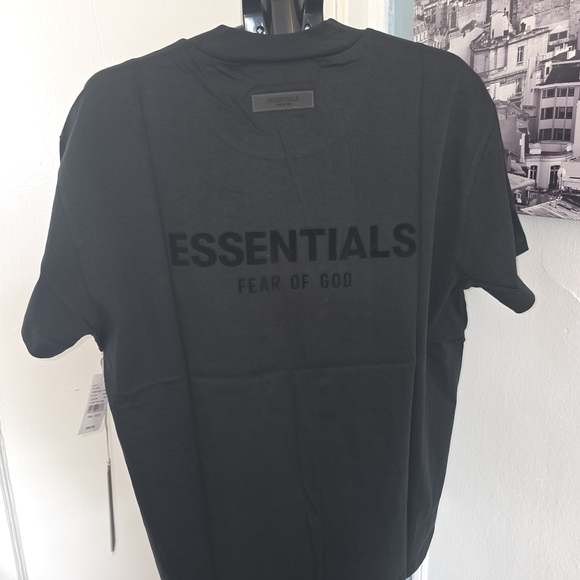 Fear of God Essentials Black T-Shirt - Picture 1 of 4